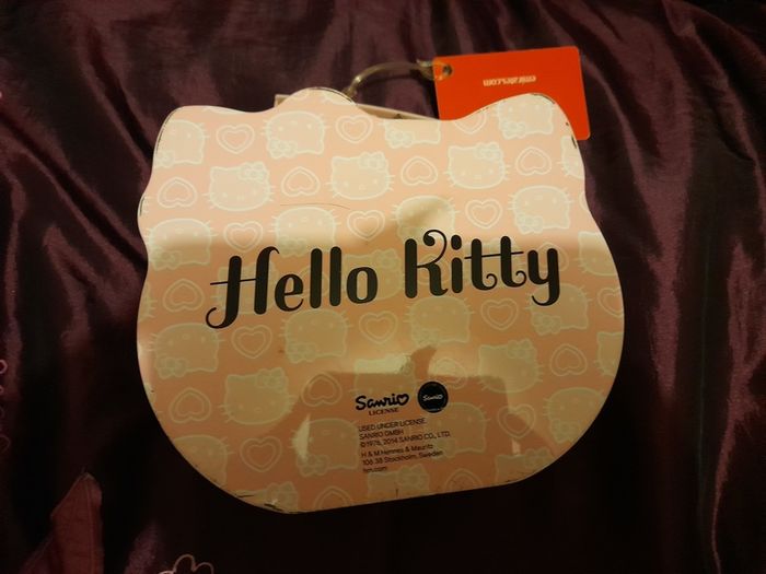 Hello kitty bag in good condition