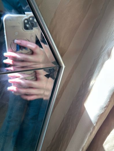 EZ living mirror