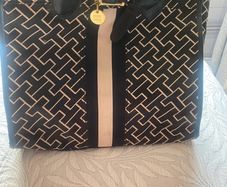 Tommy Hilfiger Handbag, Black and Cream