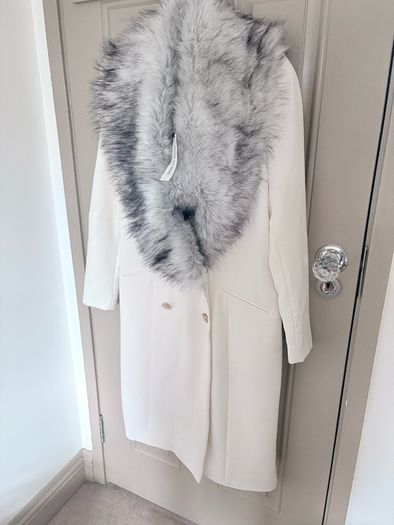 New with tags white snow queen coat from river island size 10