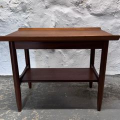 Mid Century Modern Danish End/Side Table