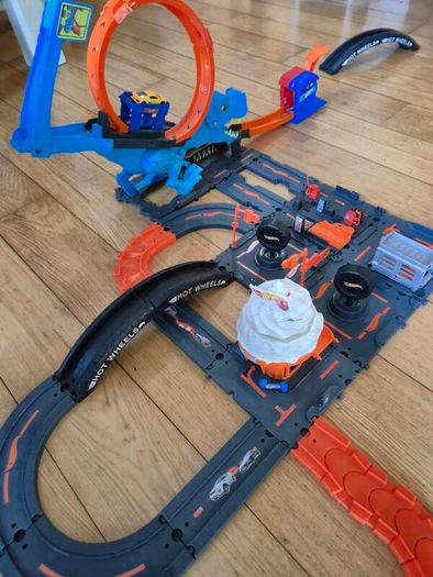 Hot wheels city
