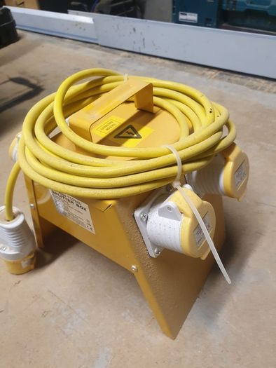Splitter box