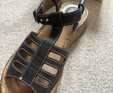 fly London sandals