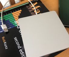 apple superdrive cd/dvd reader/writer usb