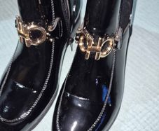 ladies boots