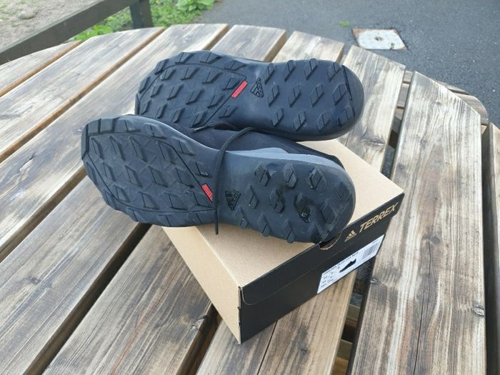 Adidas Daroga UK 9.5 Euro 44