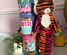 Barbie Cutie Reveal Doll