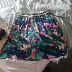 Bench Elquemao floral skirt size M BNWT