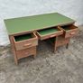 Pedestal desk Image 9
