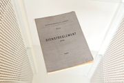 Vintage 1954 Swiss Army service regulation book, known as the Dienstreglement Collectable Militaria