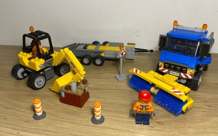 LEGO City - Sweeper & Excavator