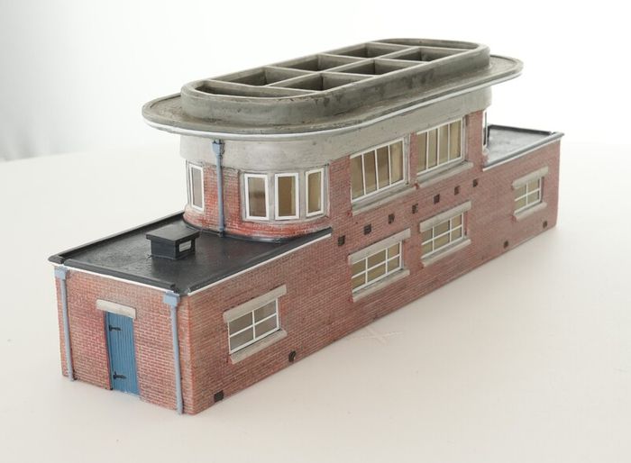 Bachmann Scenecraft 44-064 Art Deco Signal Box 00 Scale