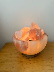 Himalayan salt table lamp