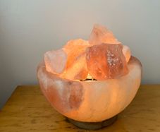 Himalayan salt table lamp