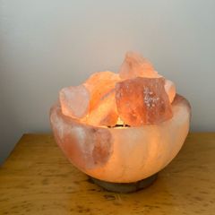 Himalayan salt table lamp