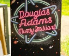 Douglas Adams Hitchhikers Guide to the Galaxy 5-Book Pan Box Set - Classic Edition