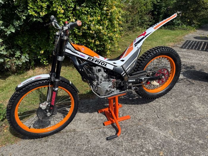 Repsol Honda 260 Trials Bile