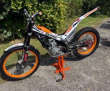 Repsol Honda 260 Trials Bile