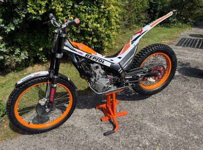 Repsol Honda 260 Trials Bile