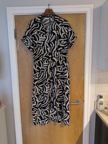 Primark Black/Biscuit  Dress.  S.14.