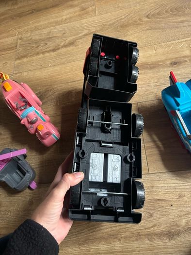 paw patrol vehicles never used