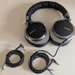 Sony MDR-1A over-ear Headphone