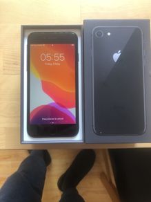 Apple IPhone 8 64gb Unlocked Boxed +accessories
