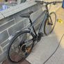 hybrid bike Image 3