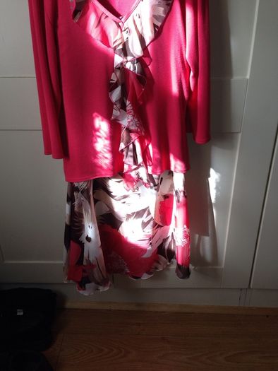 Vogue 2 piece suite for sale