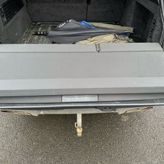 Parcel shelf
