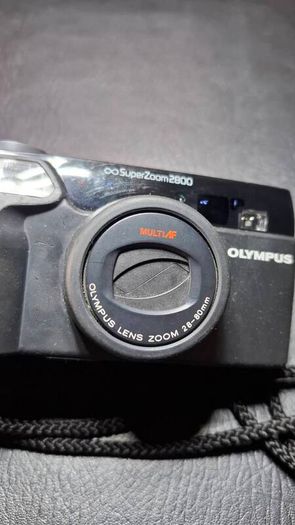 Olympus  SuperZoom 2800 Point & Shoot 35mm Film Camera READ!