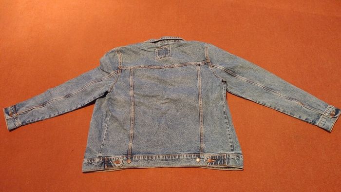 Jacket.