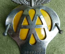 Vintage Aa Car Badge No 3b49327 Perfect Condition