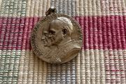 Pope Johannes XX11  Vatican 11 religious medal
