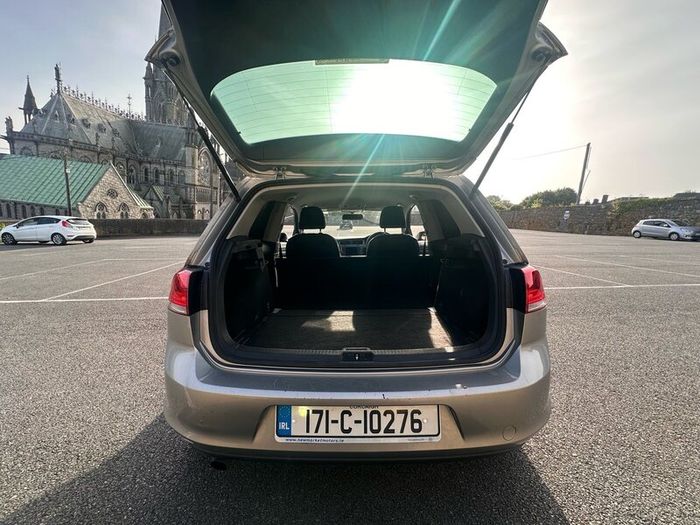 171 VW Commercial Golf