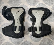 Snowboarding/Skating Wrist Guards