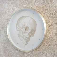 Skull Clock