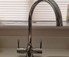 Kitchen tap as new