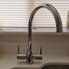 Kitchen tap as new