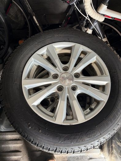 golf MK 7 alloys 15"