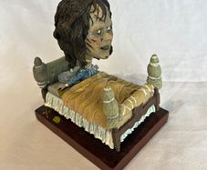 The Exorcist Regan Head Knocker - Bed Scene - NECA Horror Figure - Spinning Head