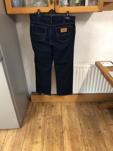 Jeans Mens Australian 38 x 31 (Slim Fit )