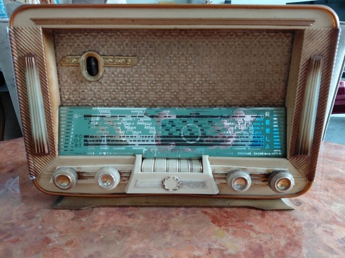 Vintage Radio Reela 1957 works