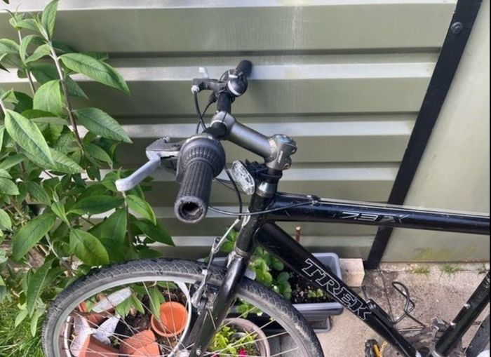 Trek Hybrid bike