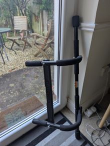 Pull up bar