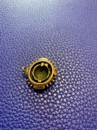 Vintage Gold  Brooch
