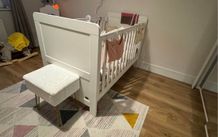 Mamas and Papas Atlas White Cot Bed with Premium Mattress and Fitted Sheets Like New