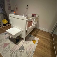 Mamas and Papas Atlas White Cot Bed with Premium Mattress and Fitted Sheets Like New