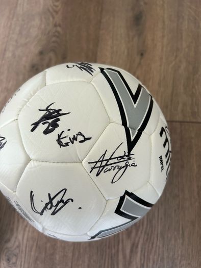 signed Shamrock Rovers Squad ball